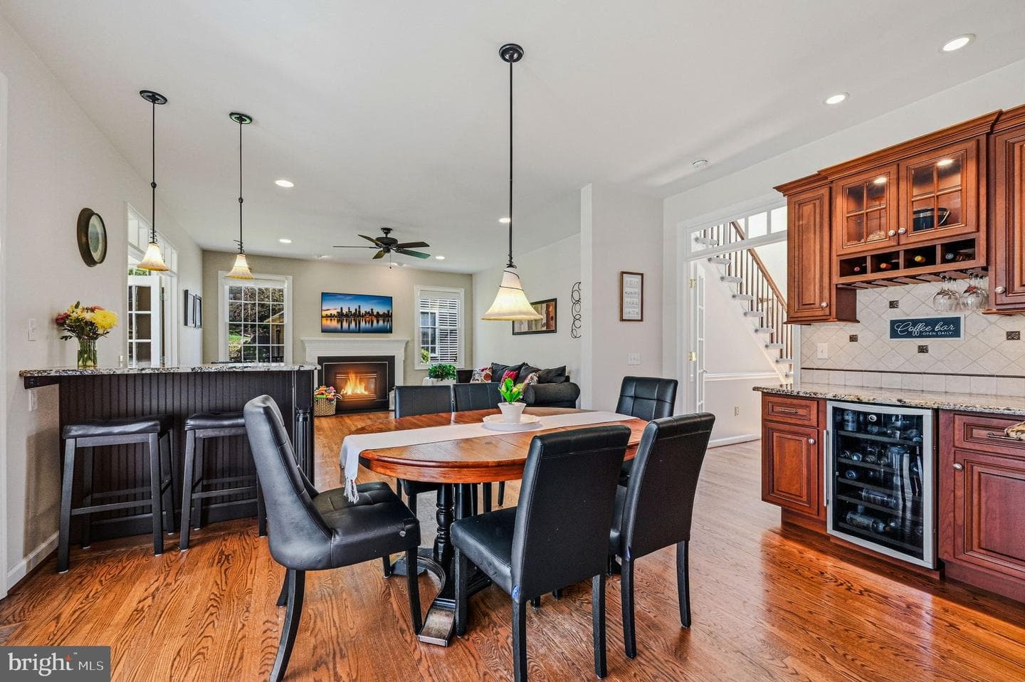 1045 Saint Georges Lane photo 13