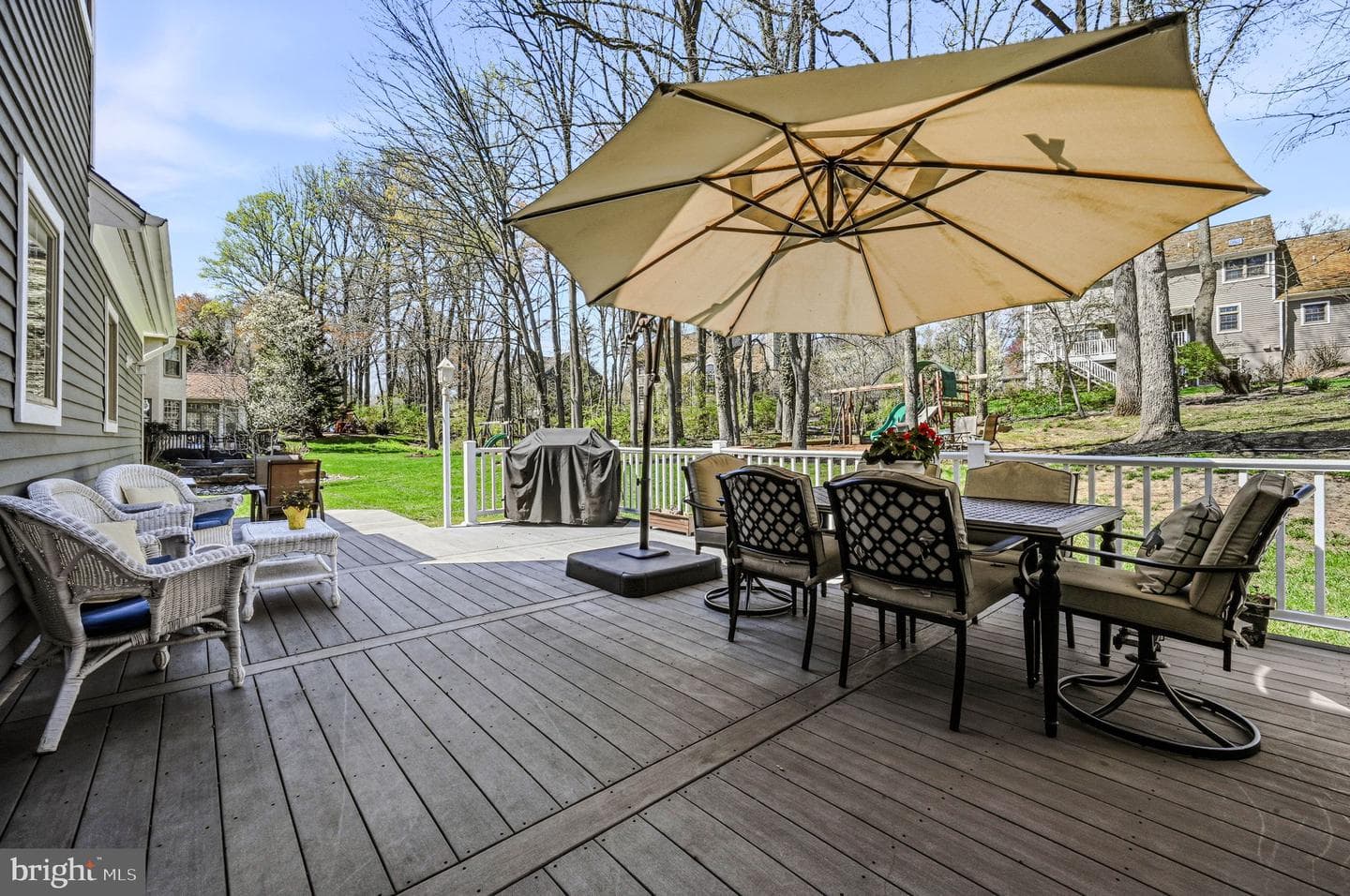 1045 Saint Georges Lane photo 43