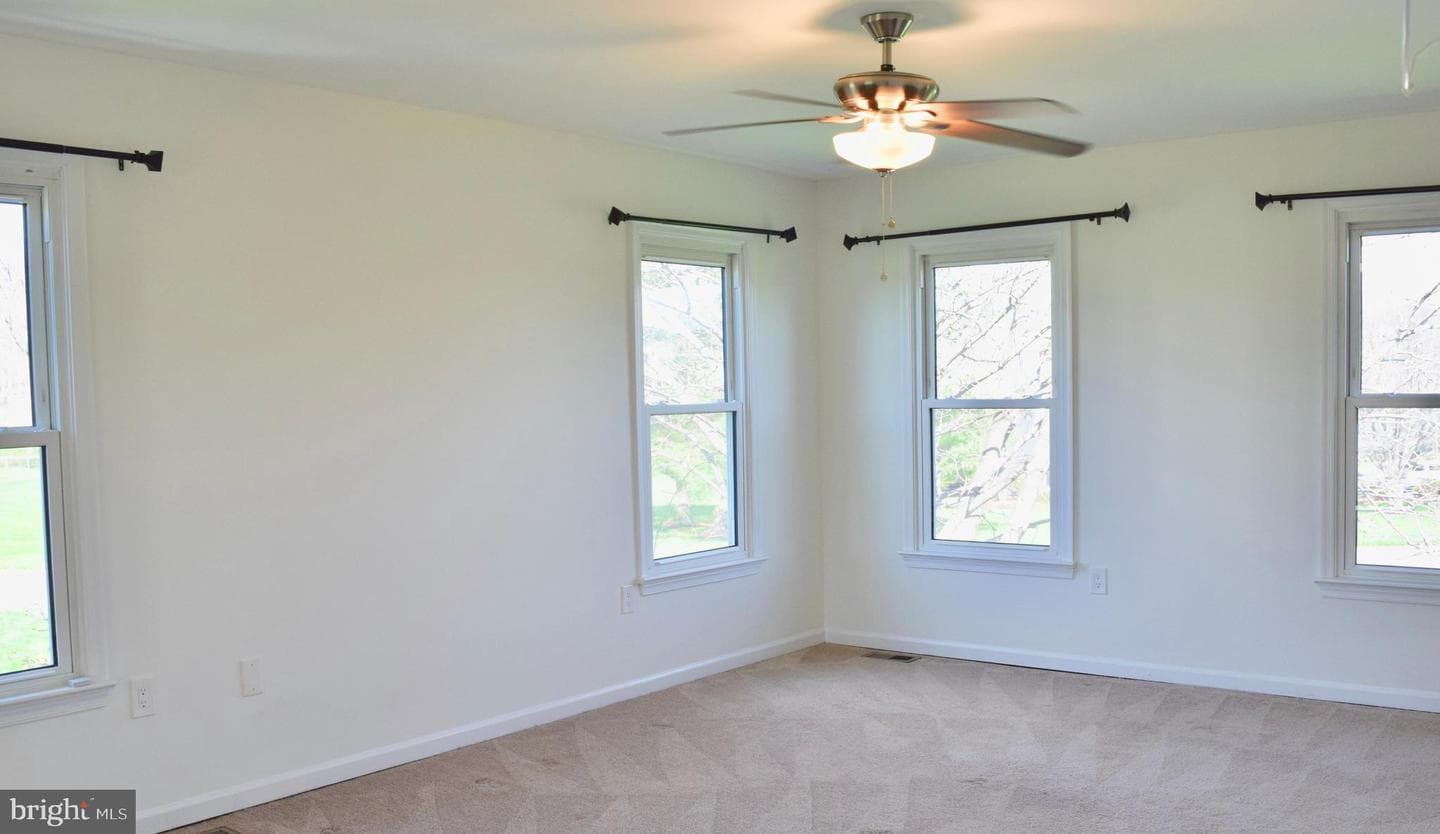 6 Meadow Wood Lane photo 26