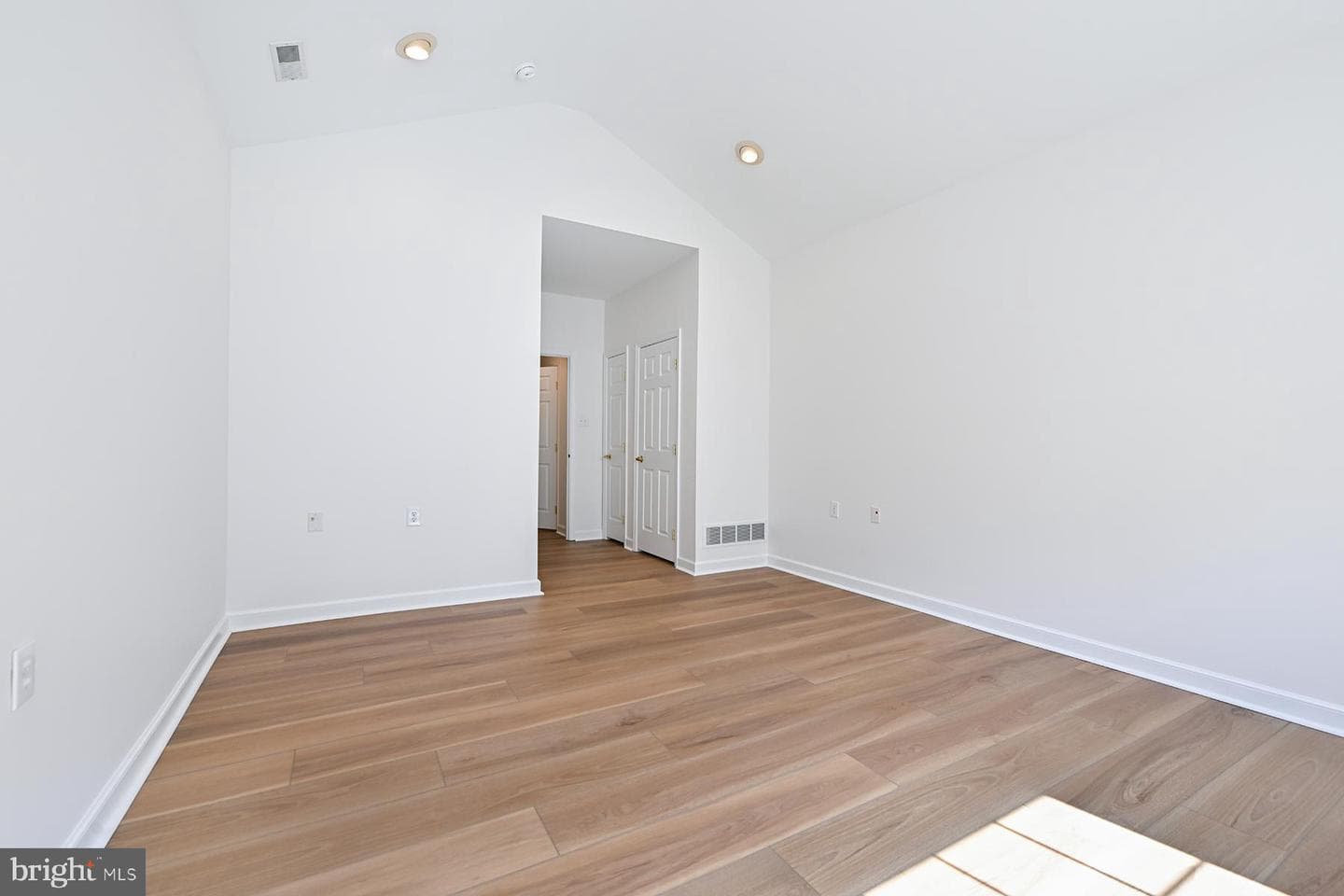 136 Haslan Lane photo 15