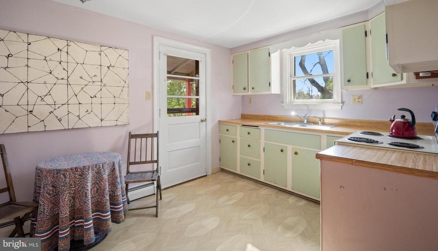 254 Chestnut Street photo 14