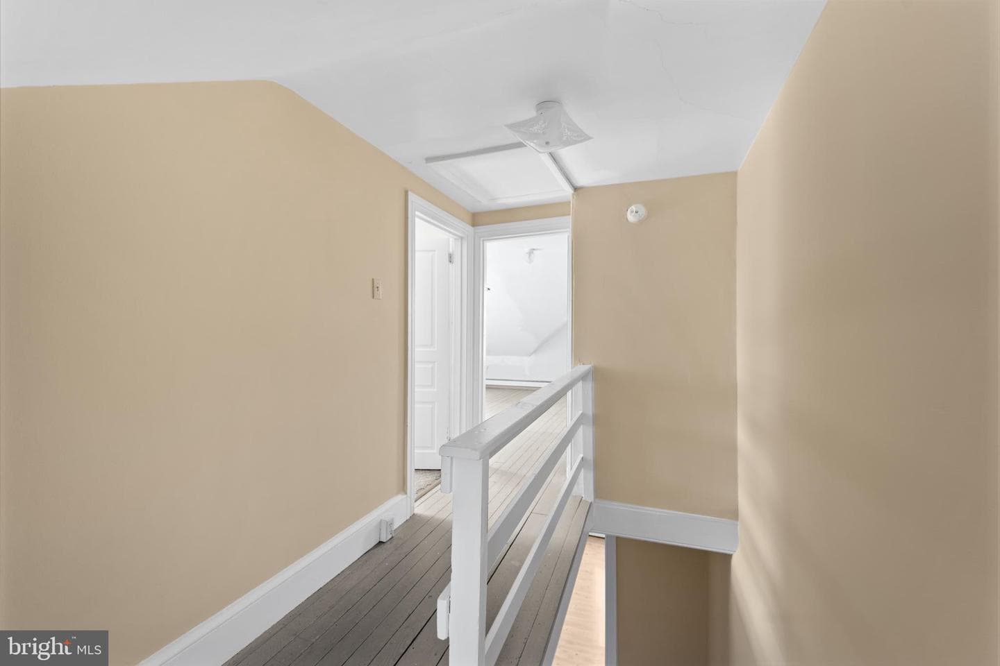 254 Chestnut Street photo 28
