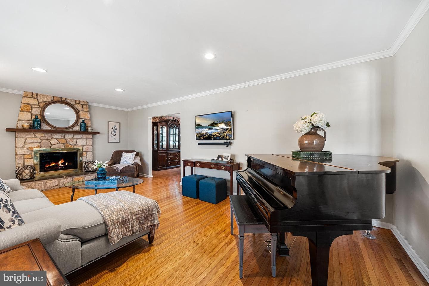 6 Cypress Lane photo 4