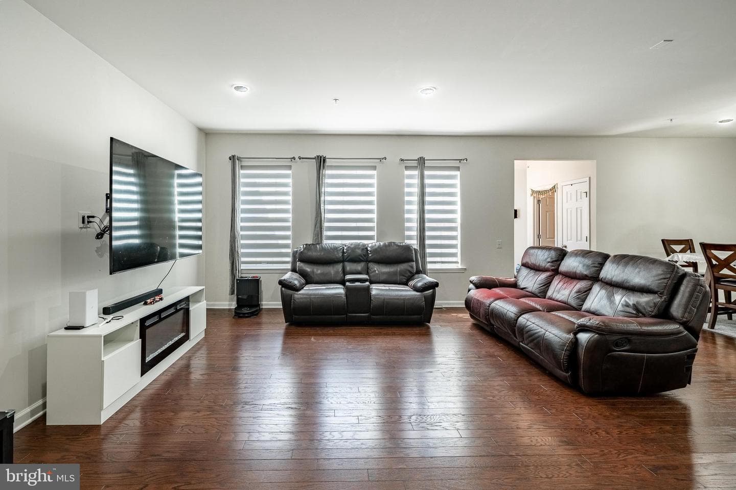 322 Stafford Court photo 6