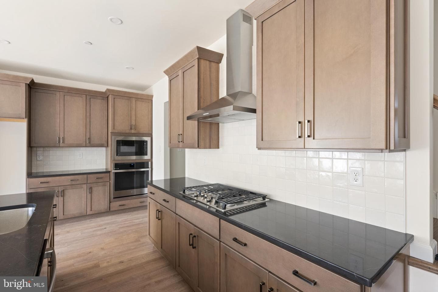 14 Tullow Hill Drive photo 3