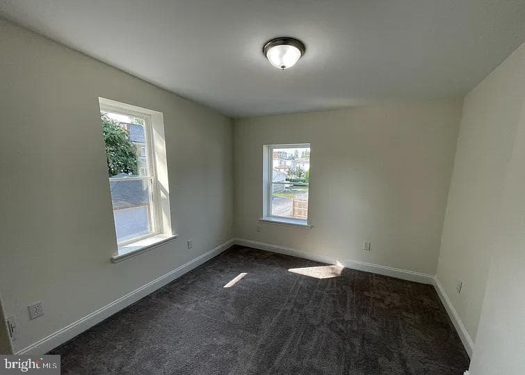 315 Chase Street photo 14