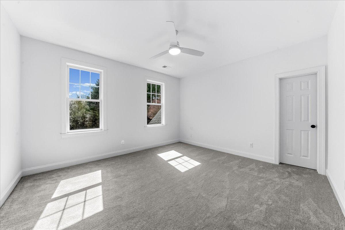 102 Knoxlyn Farm Drive photo 35