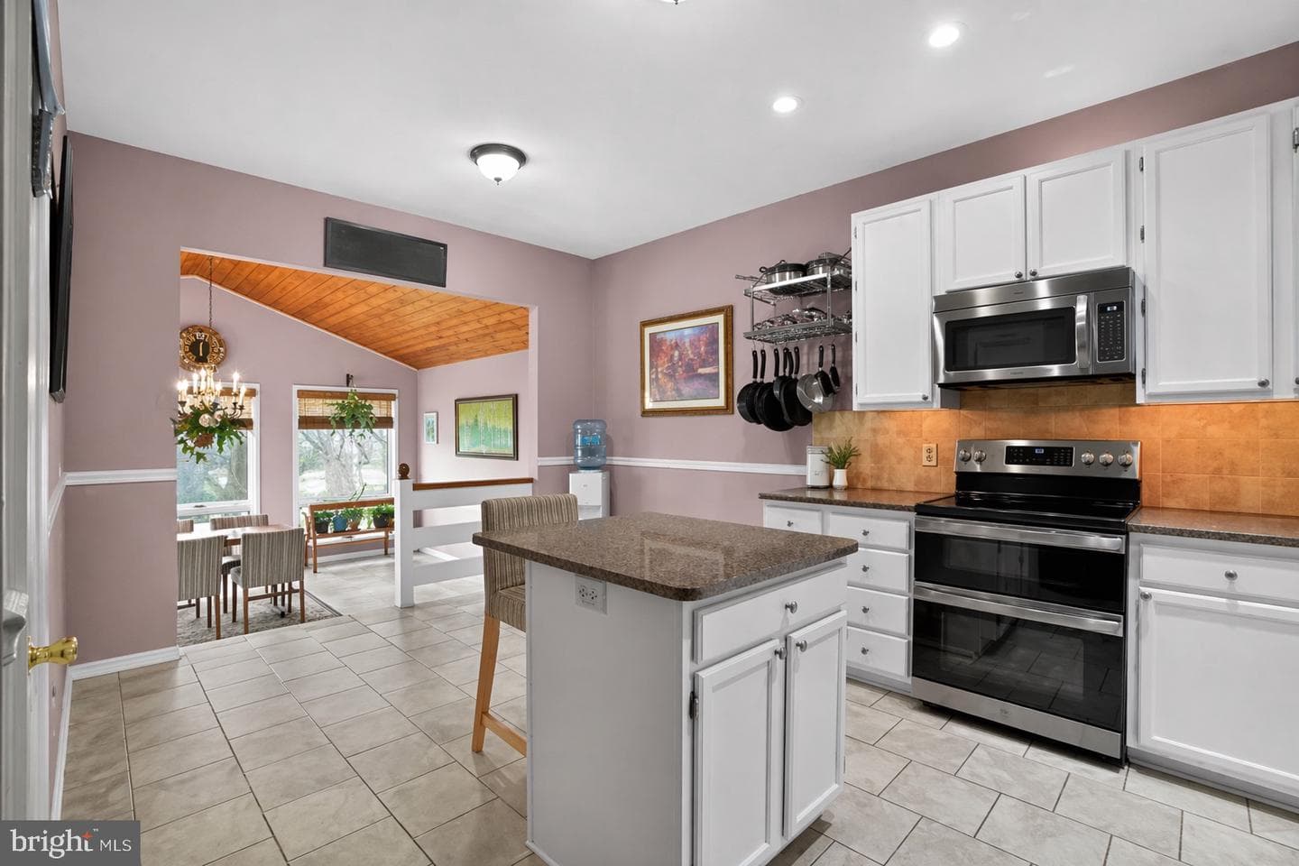 1307 Harness Lane photo 10