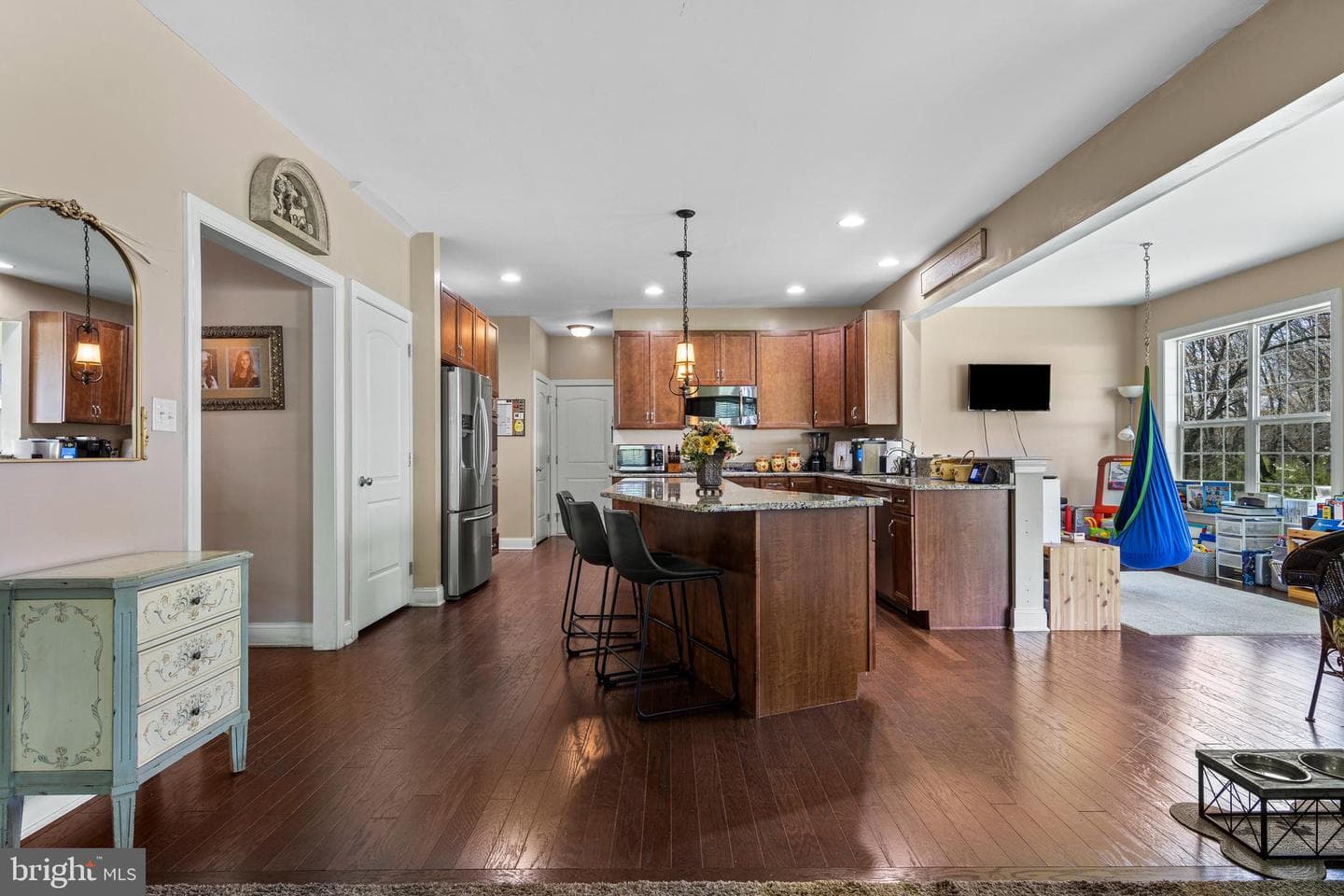 827 Oak Tree Road photo 17