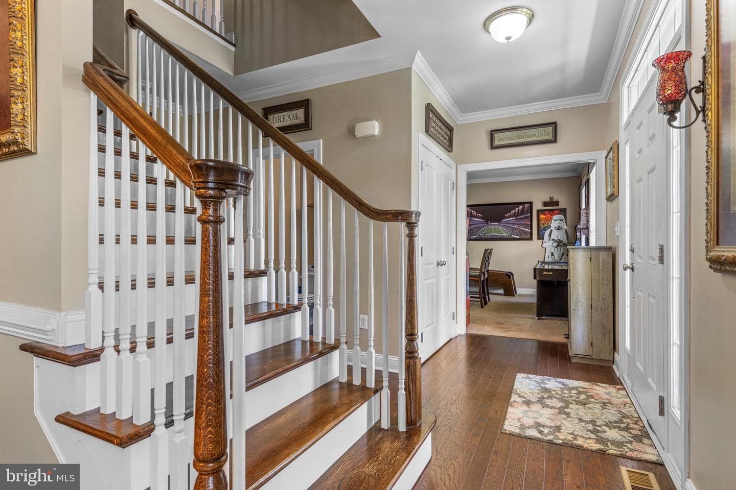 827 Oak Tree Road photo 8