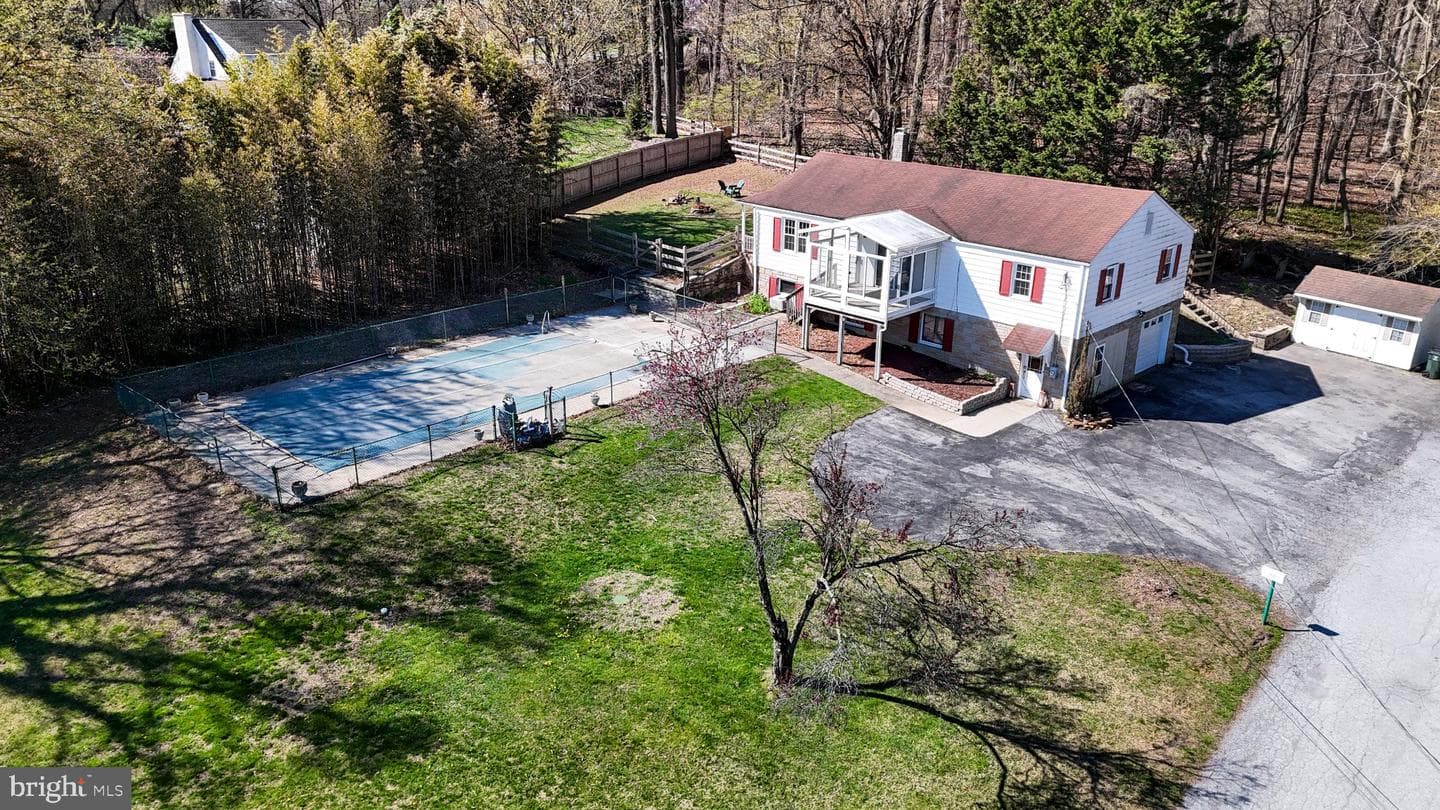 2512 Grandview Road photo 6