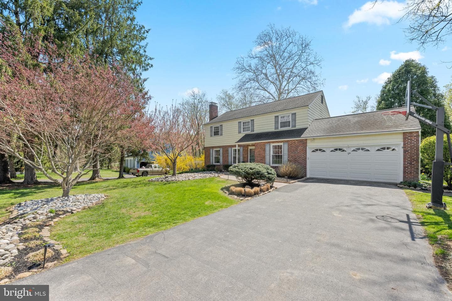 174 Coldstream Drive photo 3