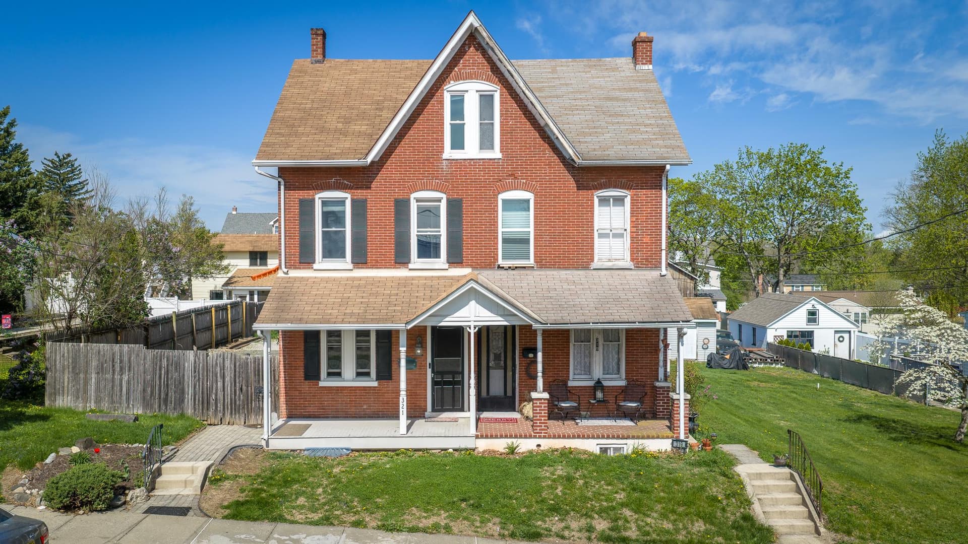 321 Walnut Street