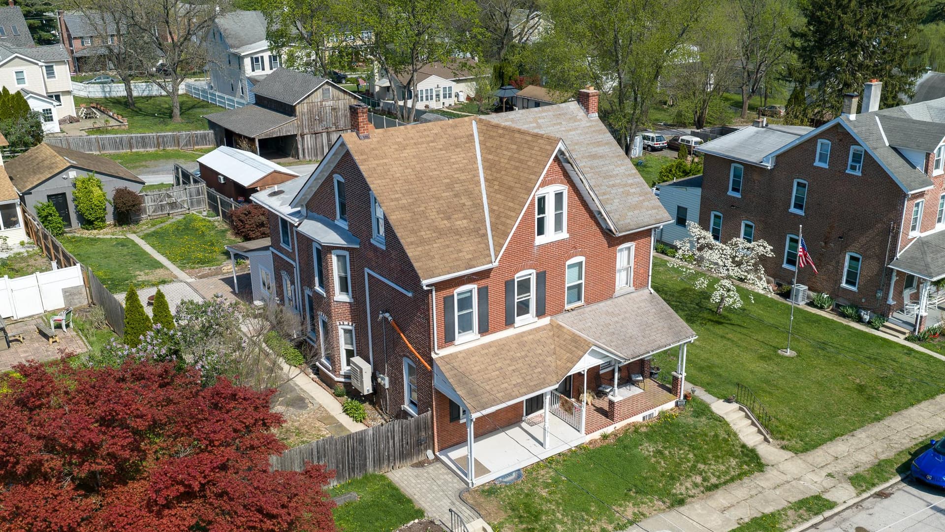 321 Walnut Street photo 4