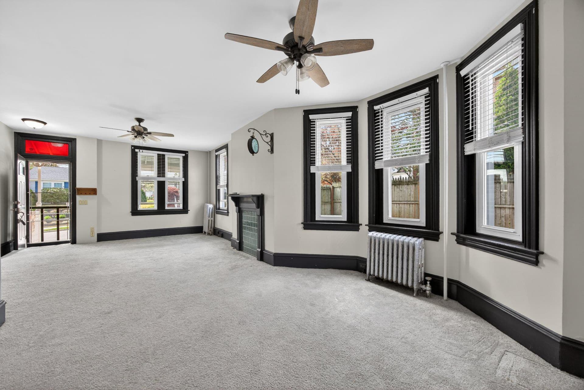 321 Walnut Street photo 5