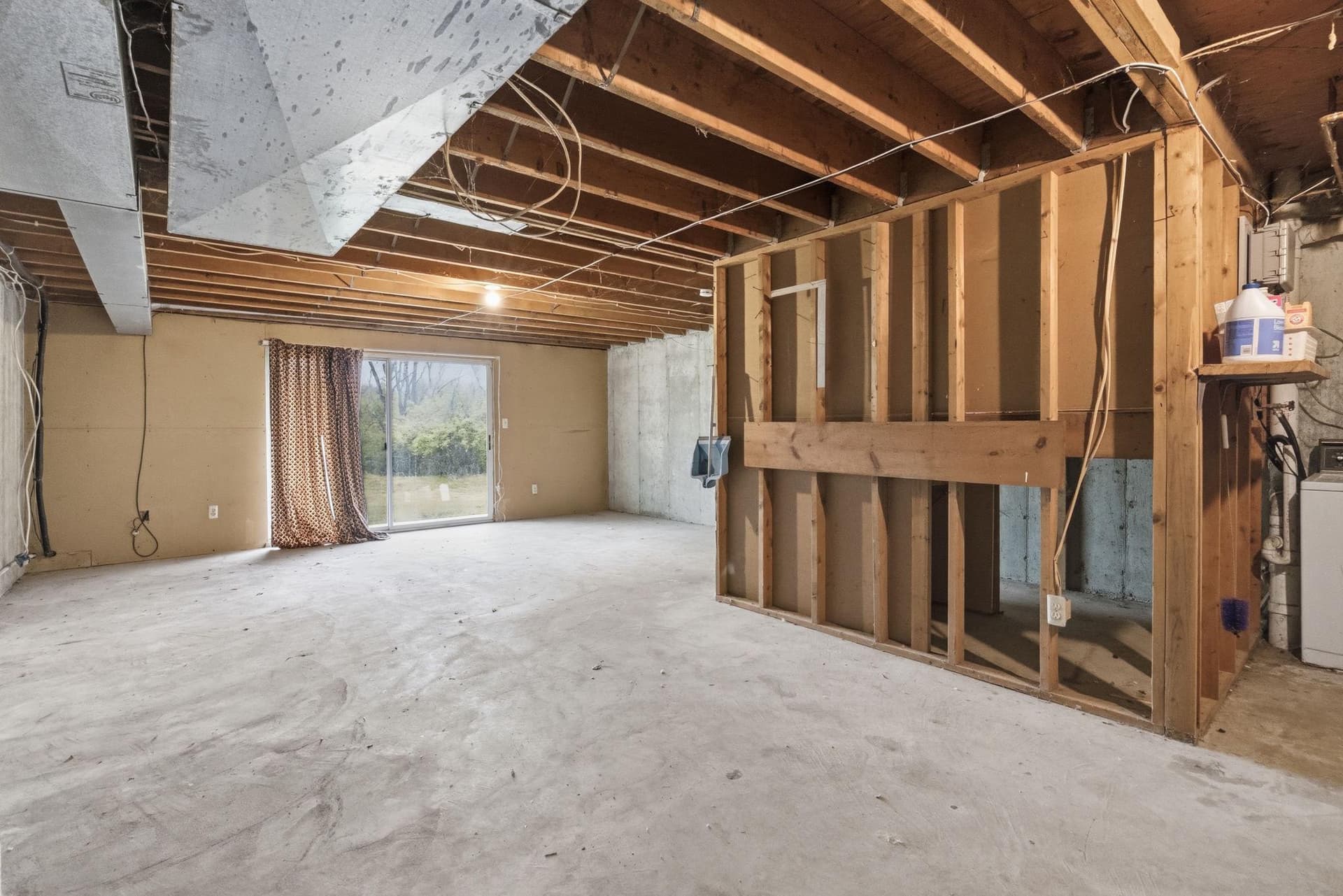 262 Carlyn Court photo 29