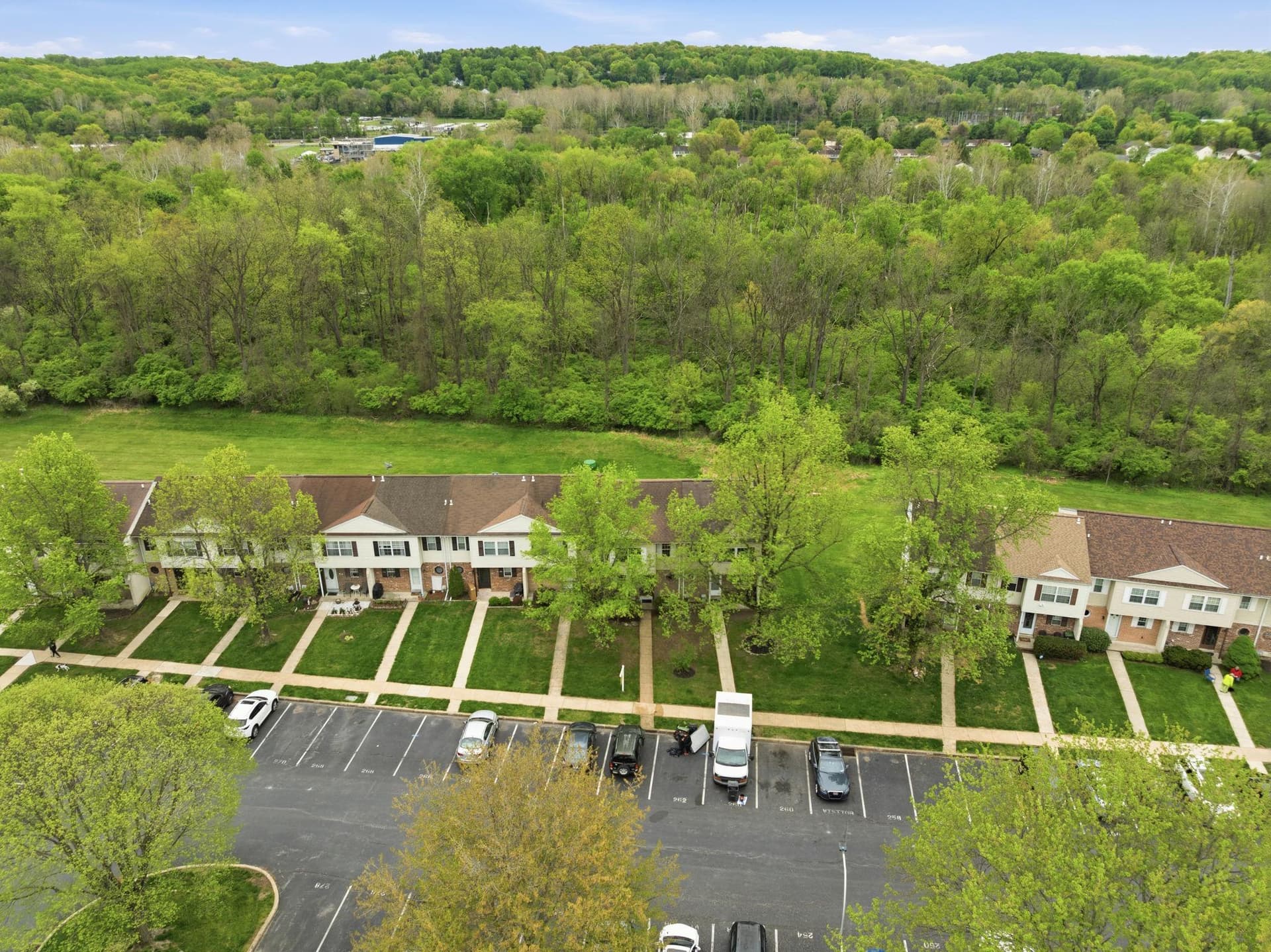 262 Carlyn Court photo 34