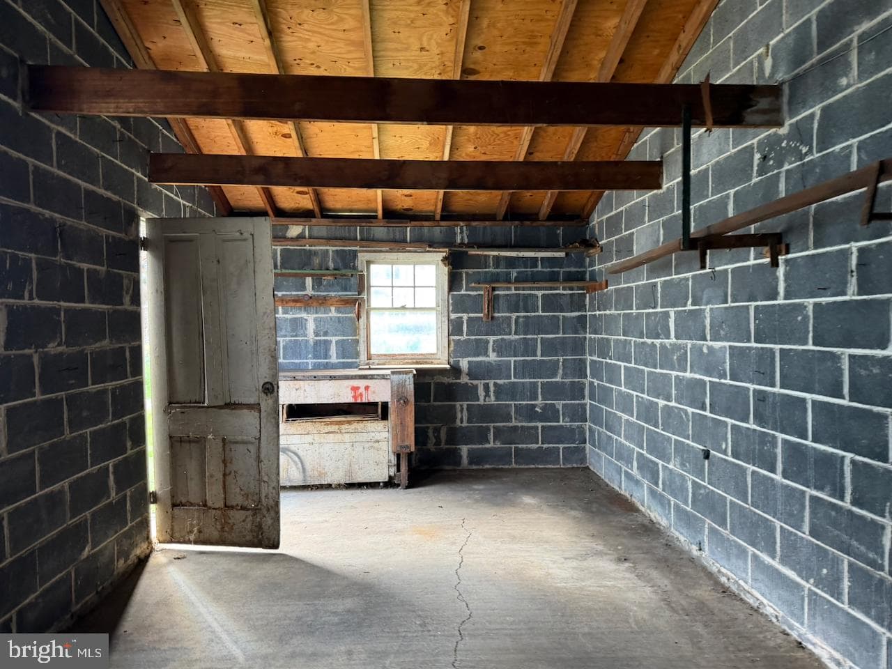 131 Bradford Avenue photo 27