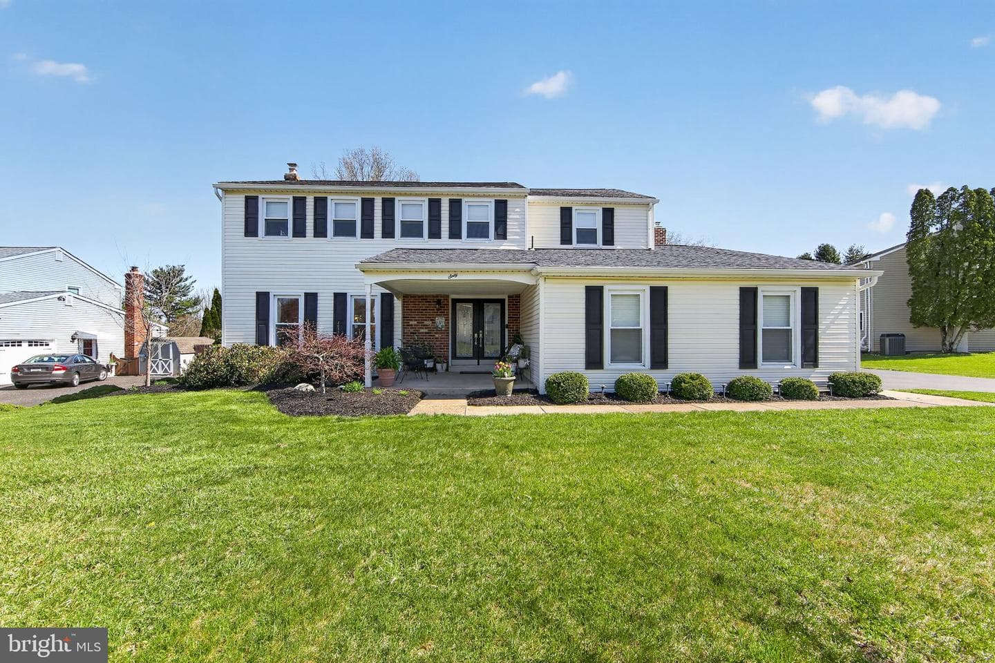 60 Dogwood Drive photo 2