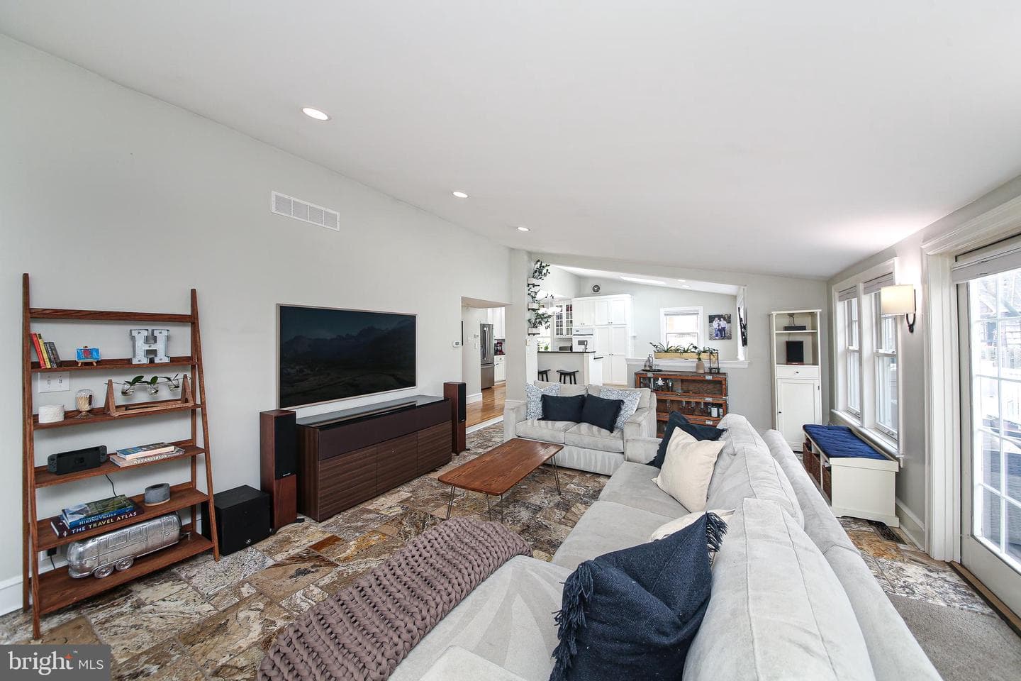 20 Hillside Road photo 15