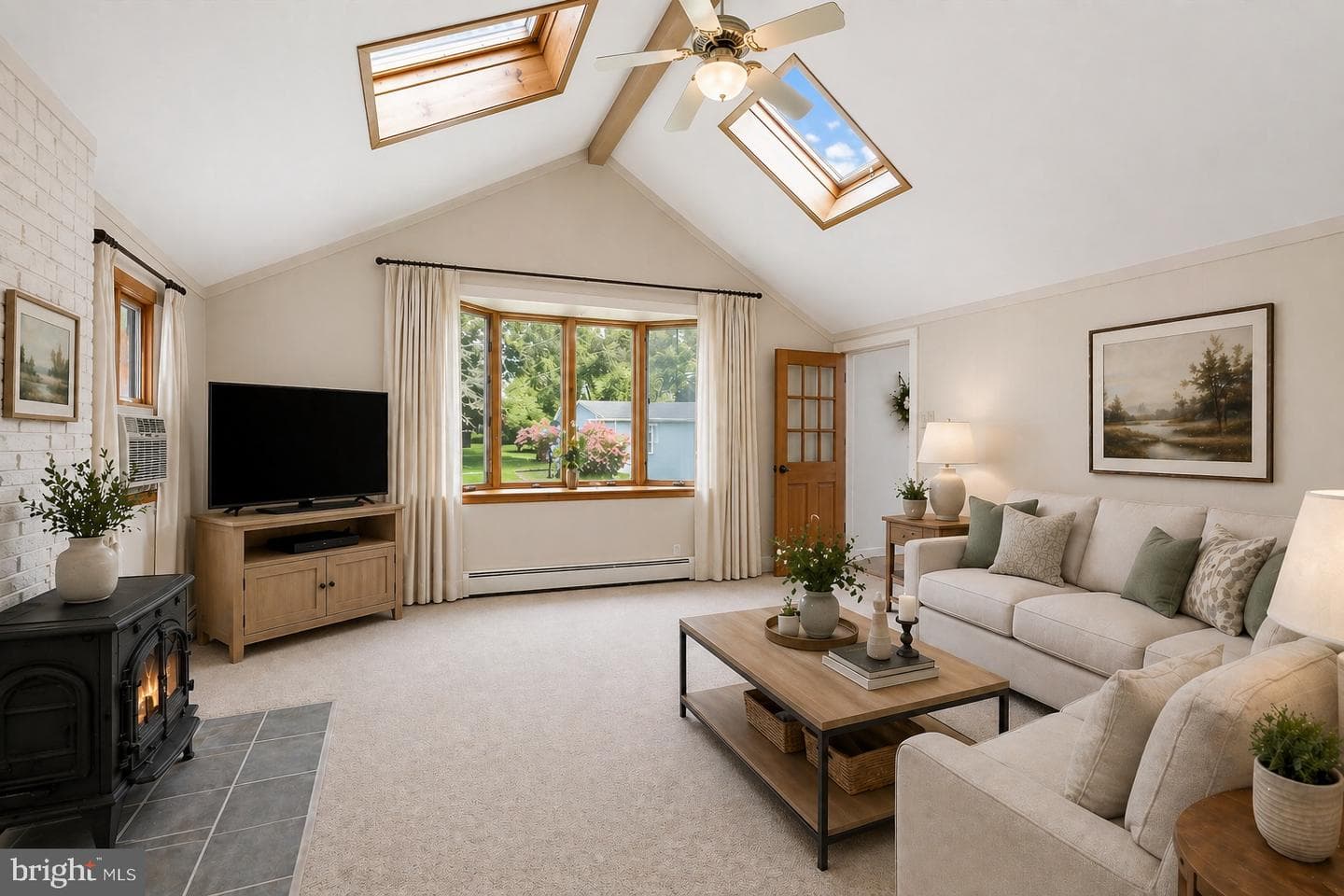 2 Marian Road photo 13