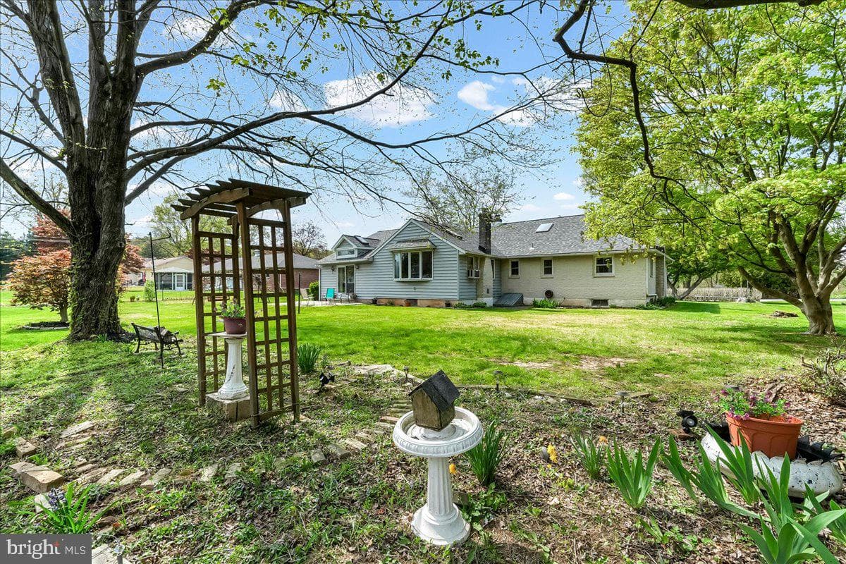 2 Marian Road photo 38