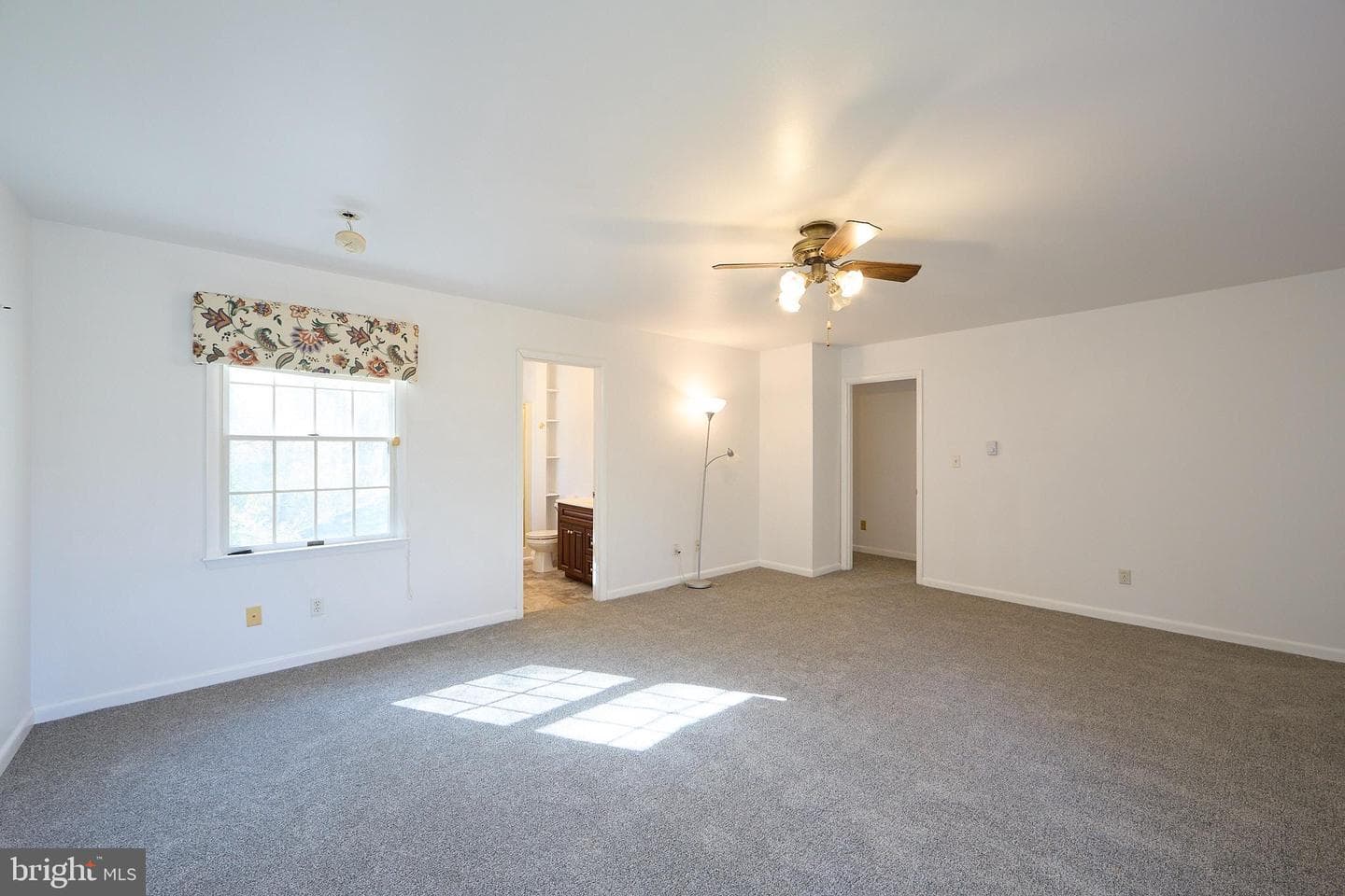 149 Park Avenue photo 22