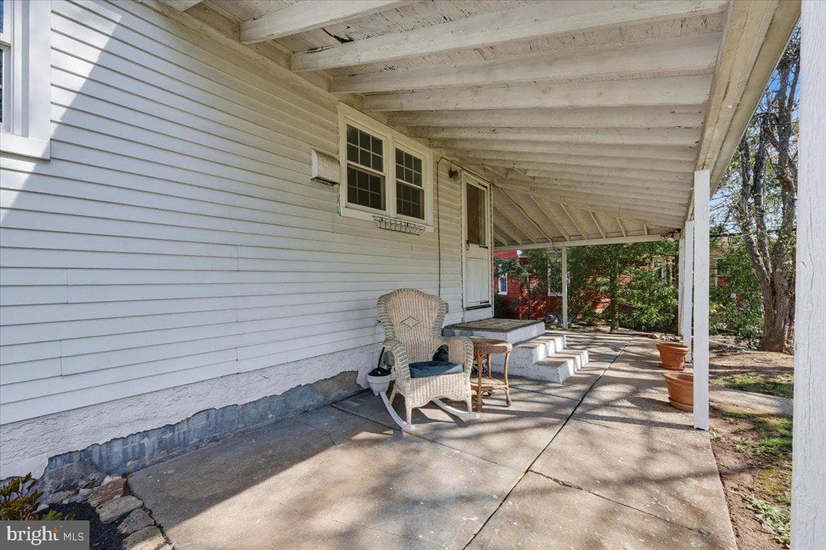 1204 Madison Avenue photo 23
