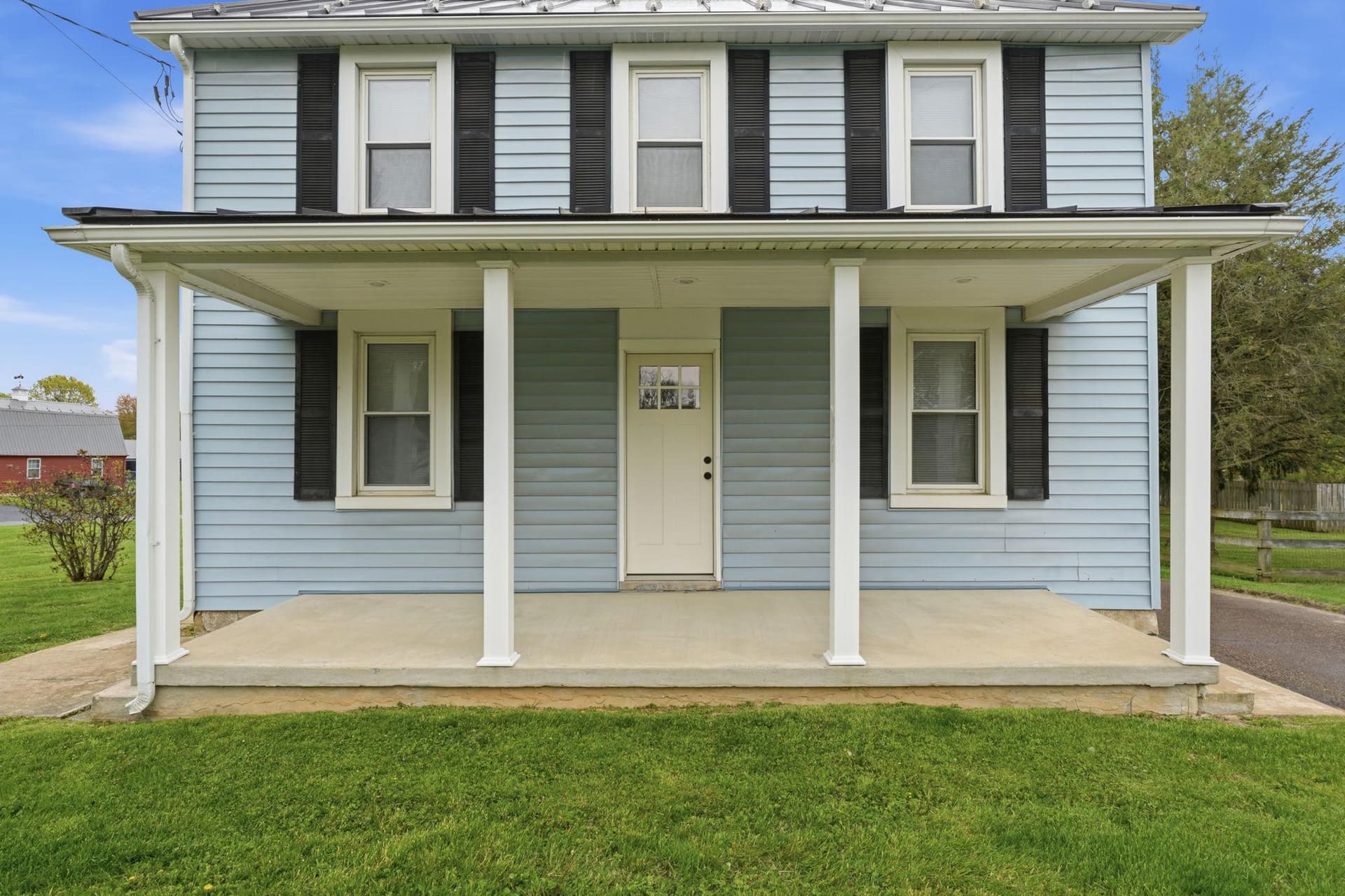 114 Mount Pleasant Road photo 3