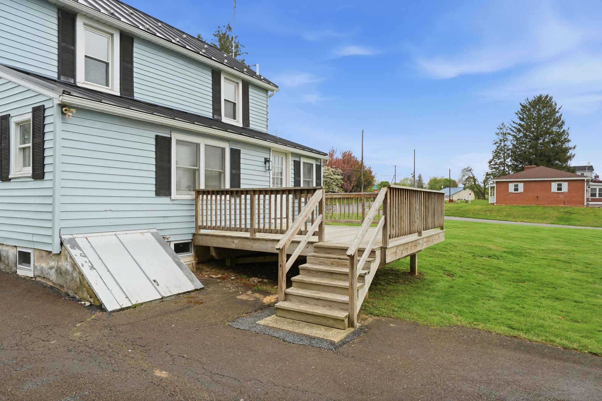 114 Mount Pleasant Road photo 31