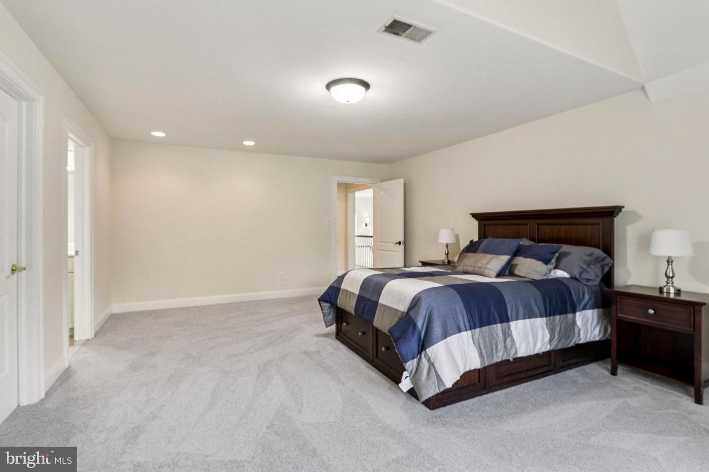 486 Church Road photo 46