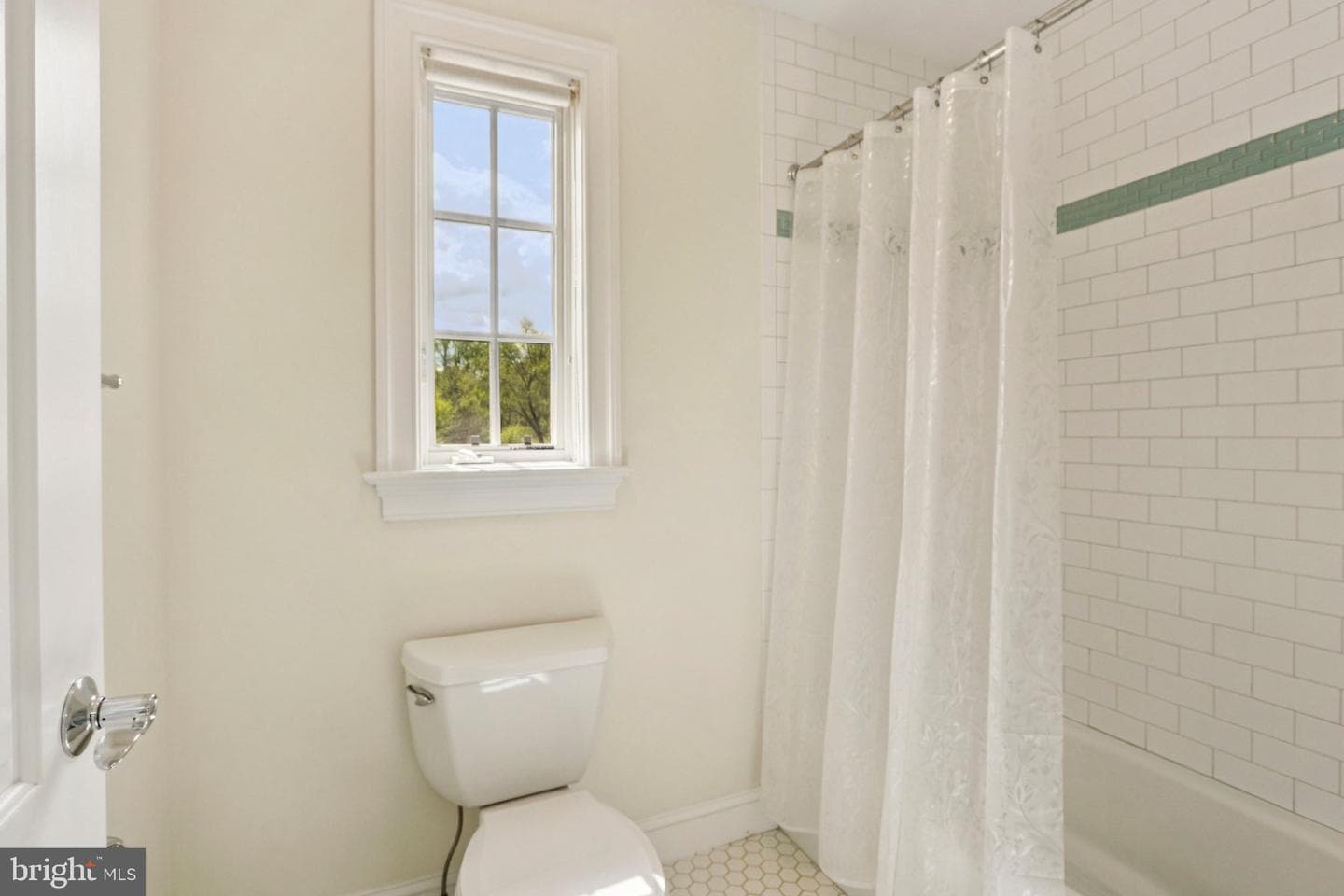 486 Church Road photo 58