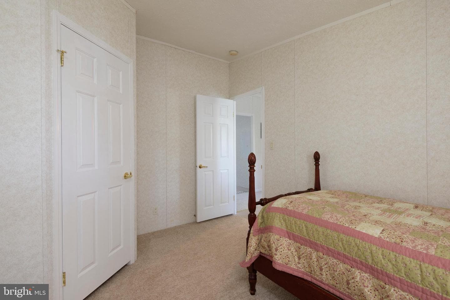 146 Glen Roy Road photo 20