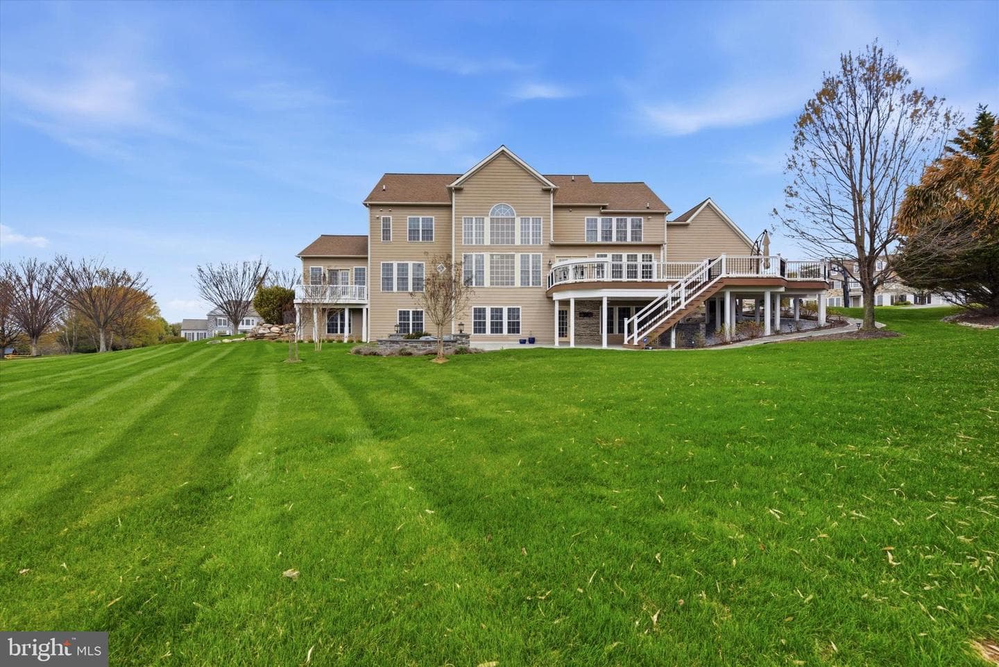 8 Deerfield Drive photo 36