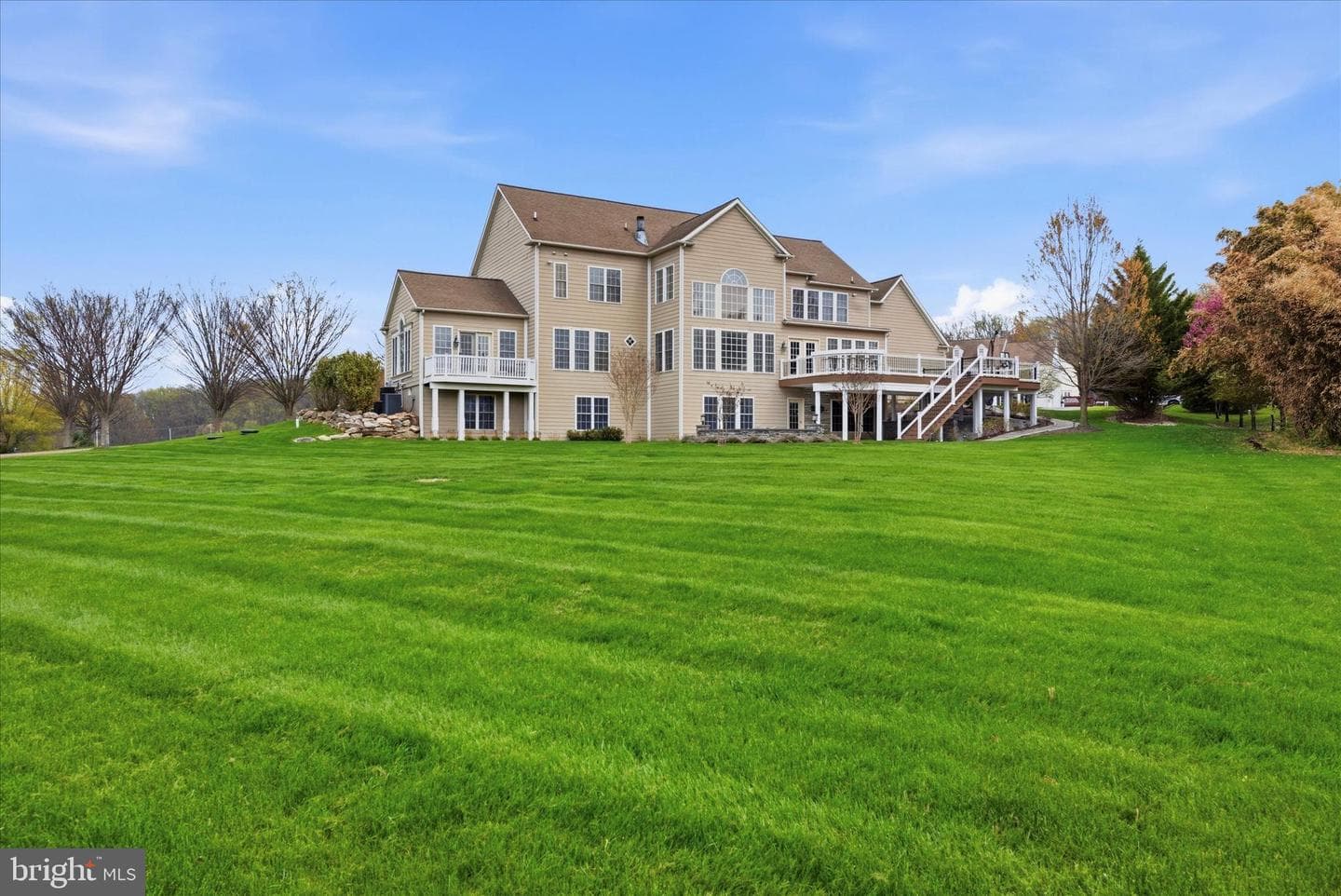 8 Deerfield Drive photo 37