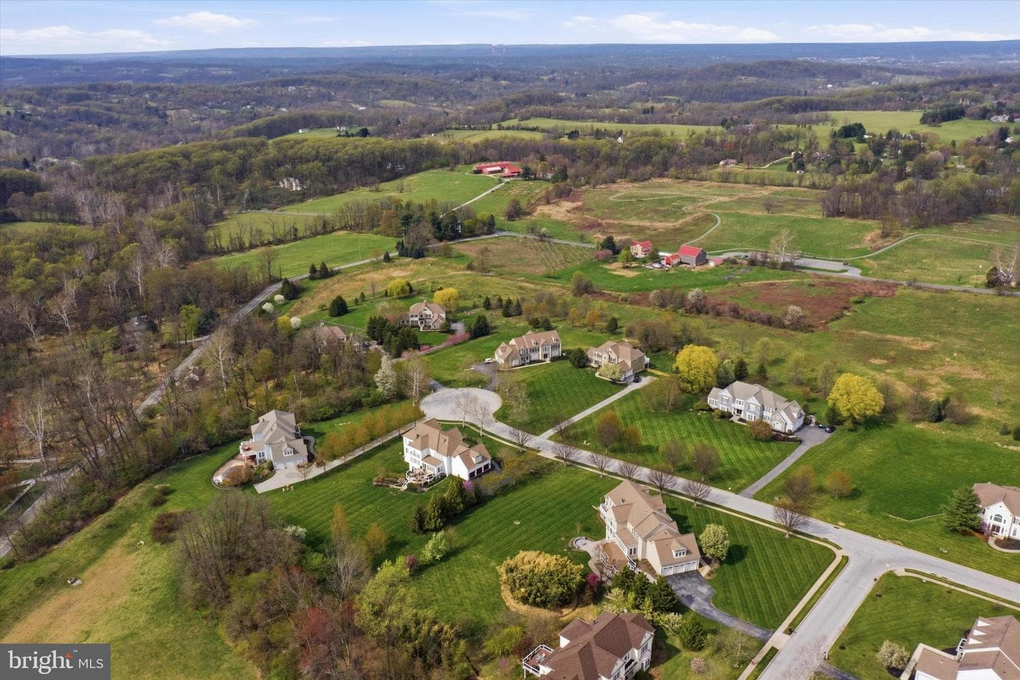 8 Deerfield Drive photo 45