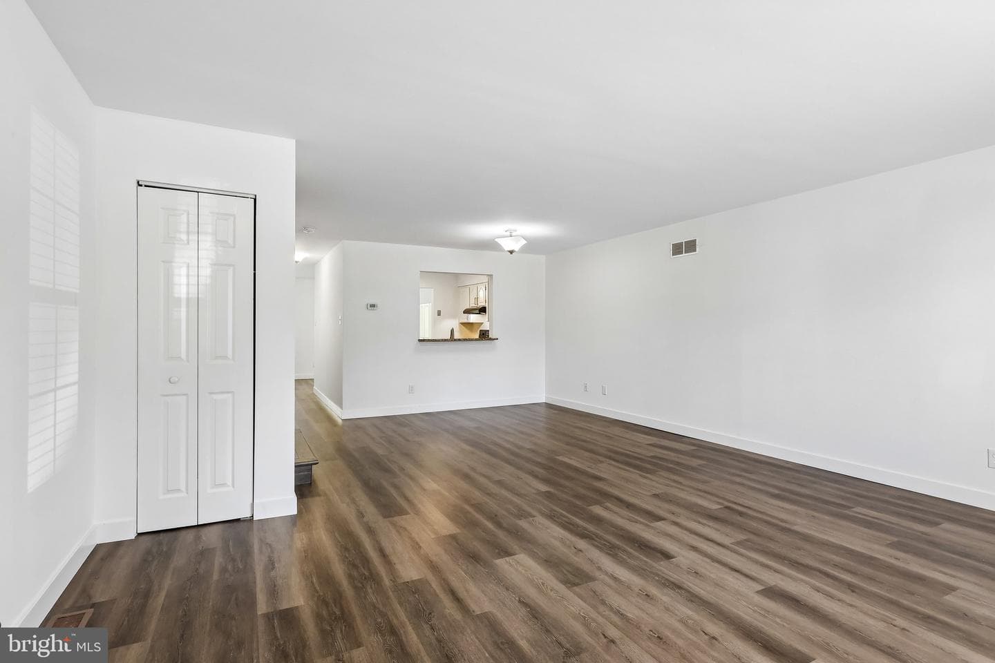769 Bradford Terrace photo 4