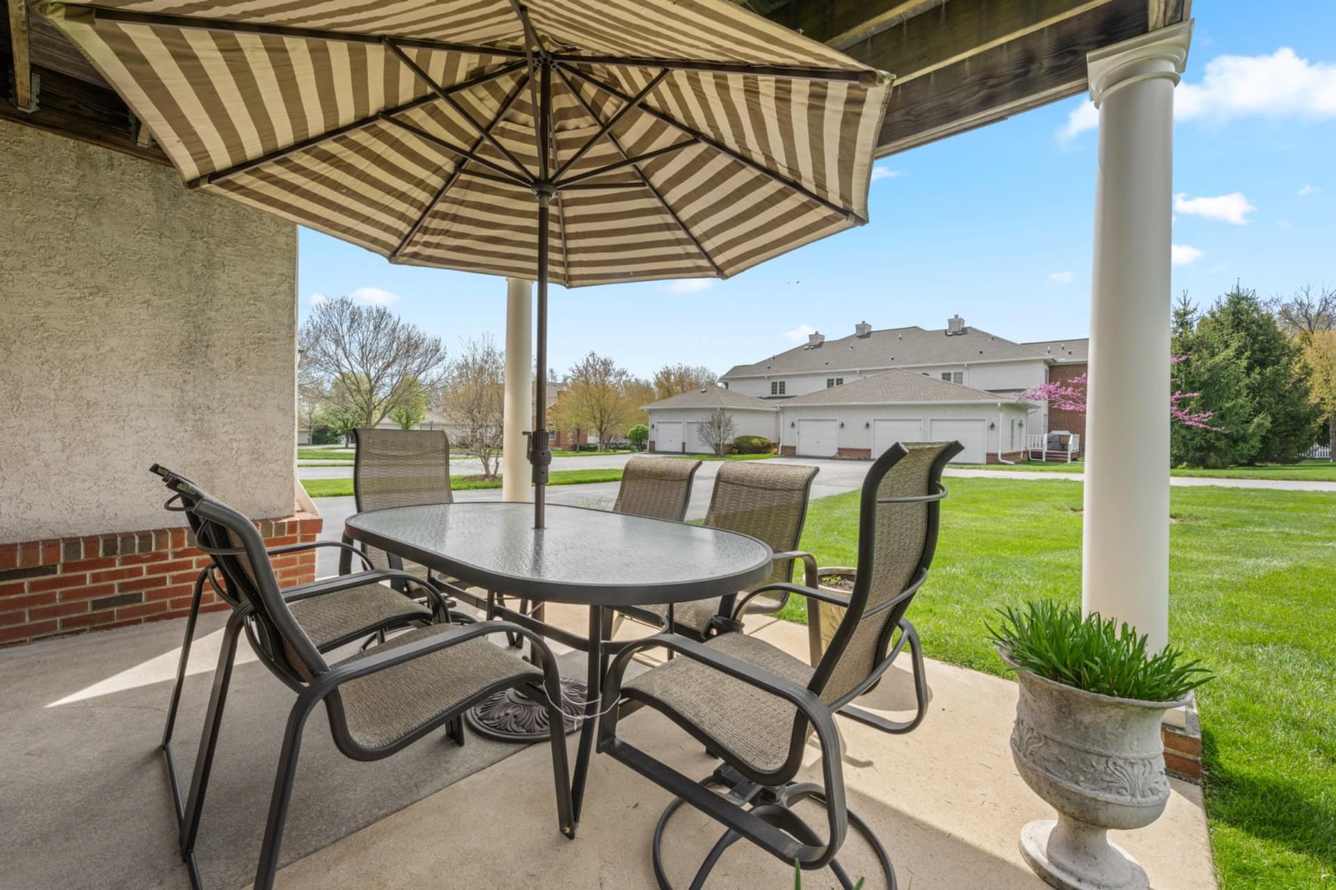 339 Sundance Drive photo 6