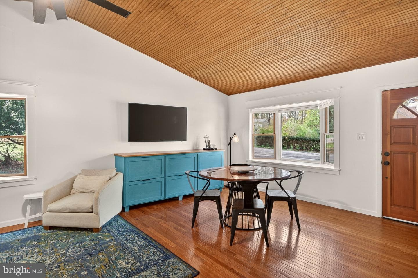 1119 Carolina photo 3