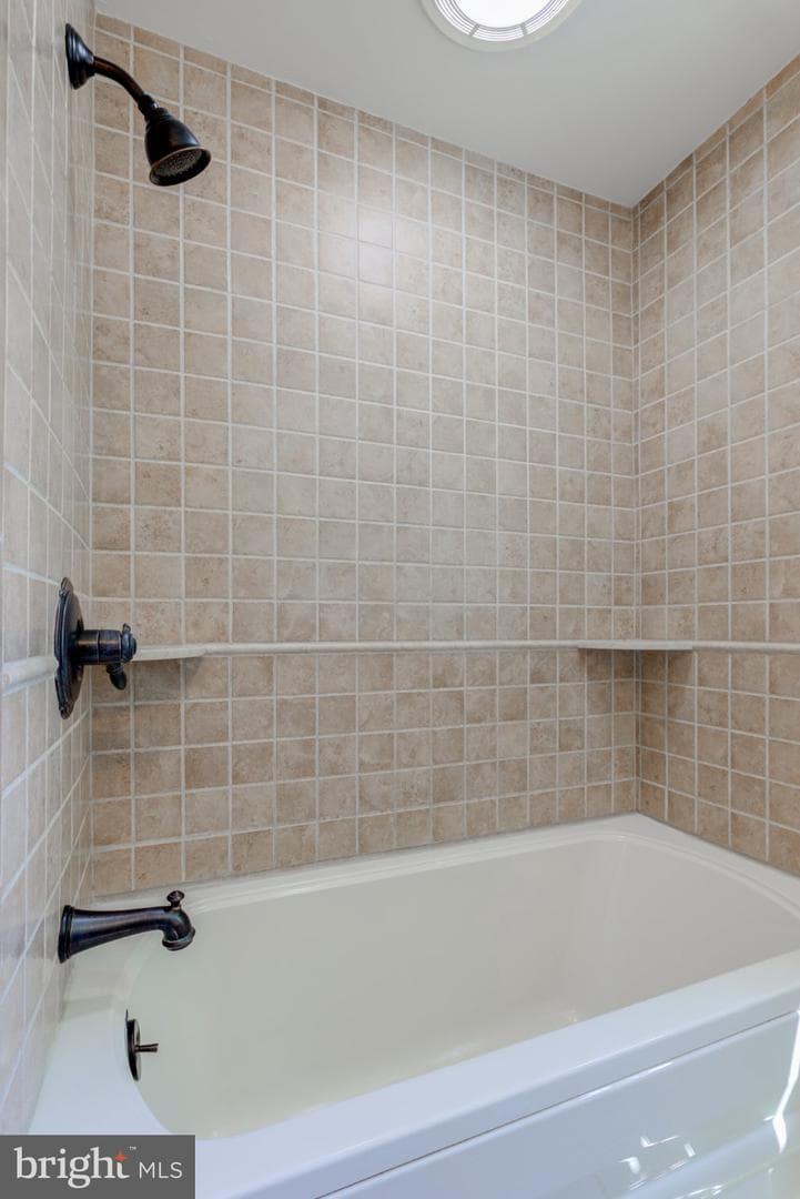 1324 College Hill Drive photo 59