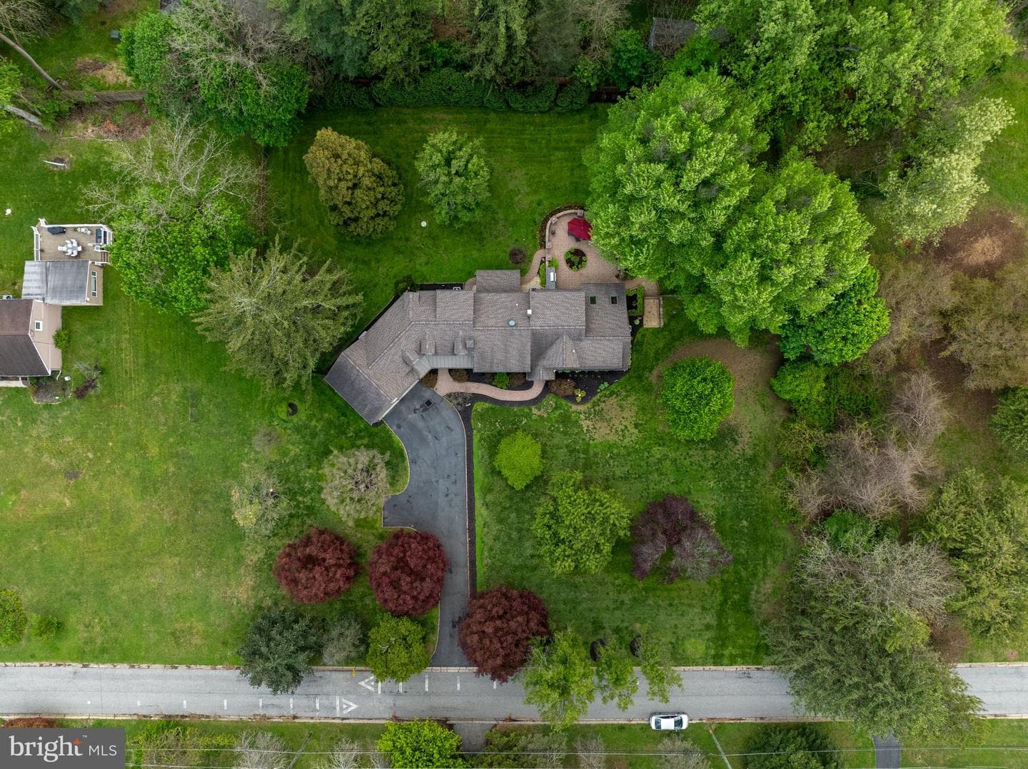 1324 College Hill Drive photo 89
