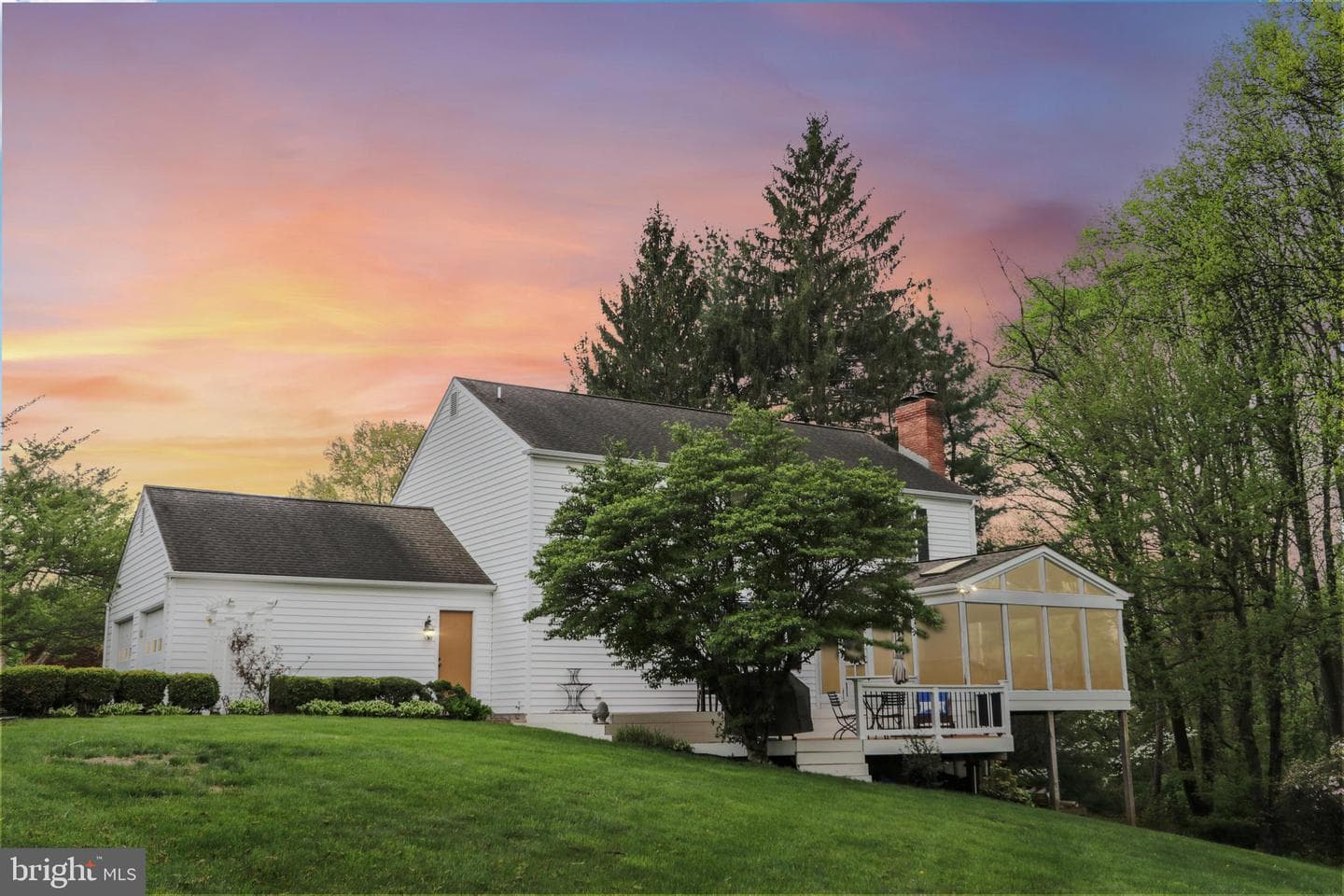 219 Wiltshire Drive photo 2