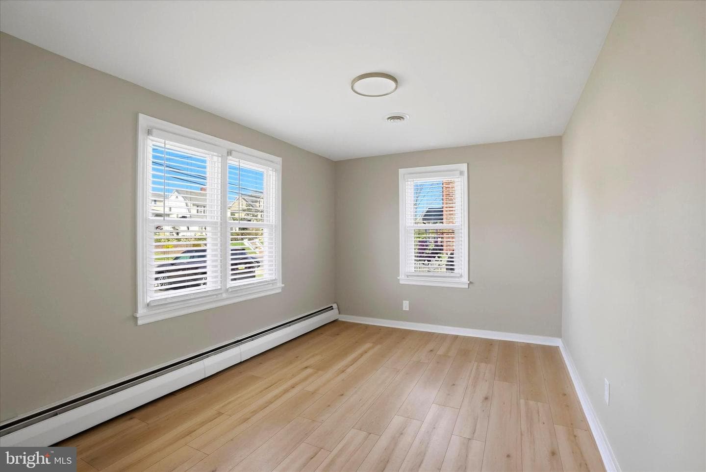 759 Starr Street photo 7