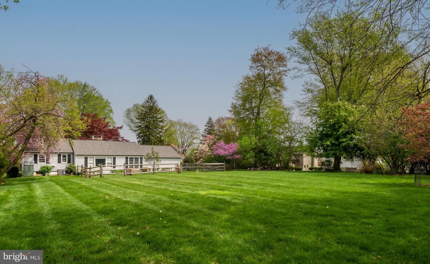 1247 Thomas Road photo 33