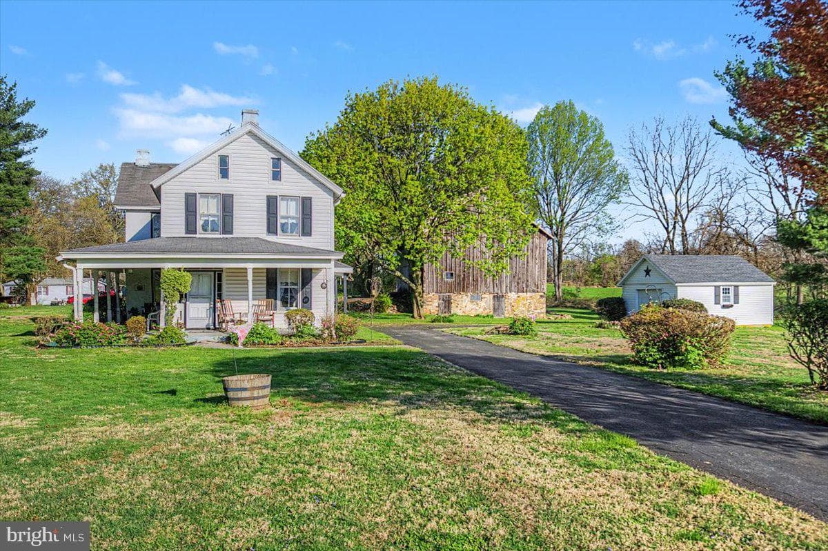 547 Church Hill Road photo 4