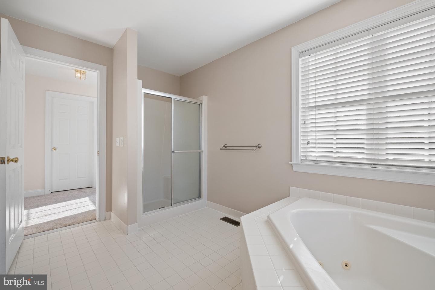 116 Waterfall Lane photo 31