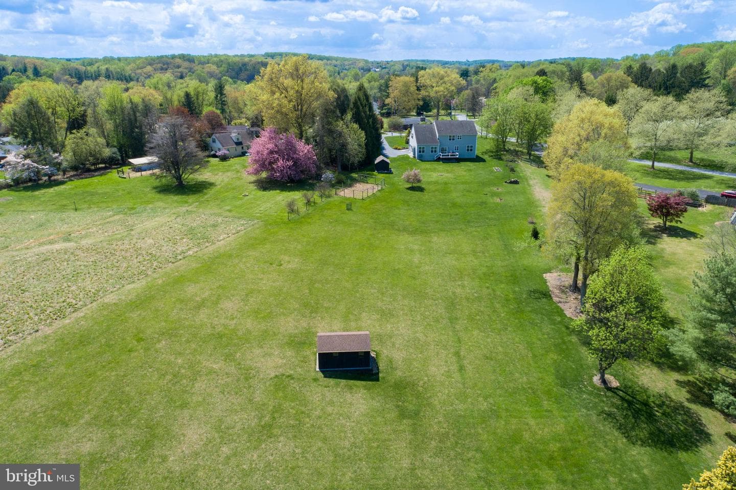 605 Clarks Lane photo 49