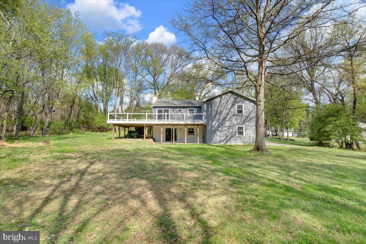 1424 Oakwood Road photo 38