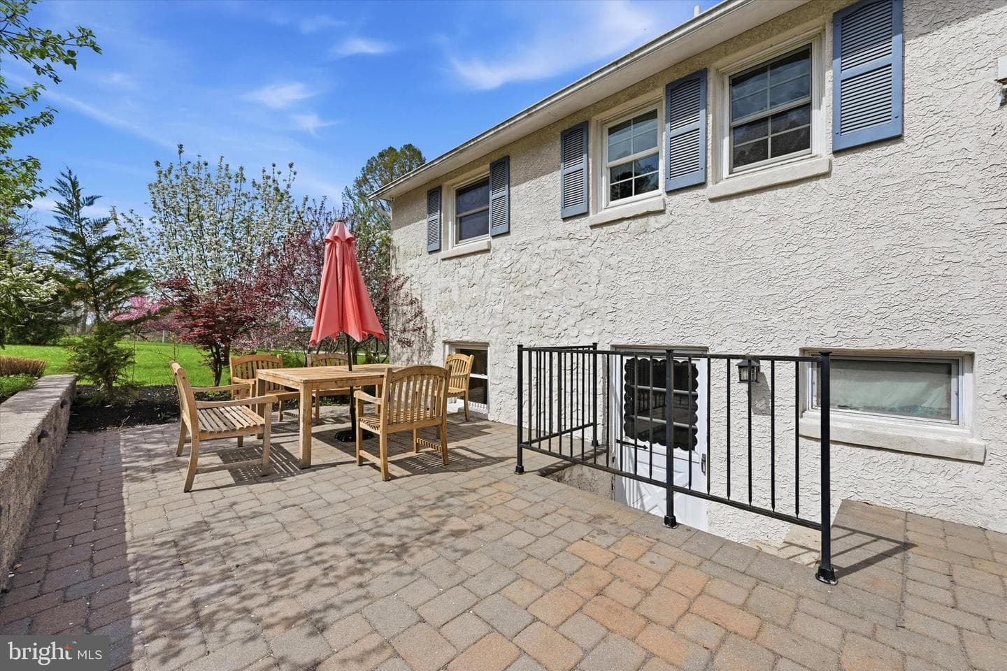 351 Moore Road photo 29