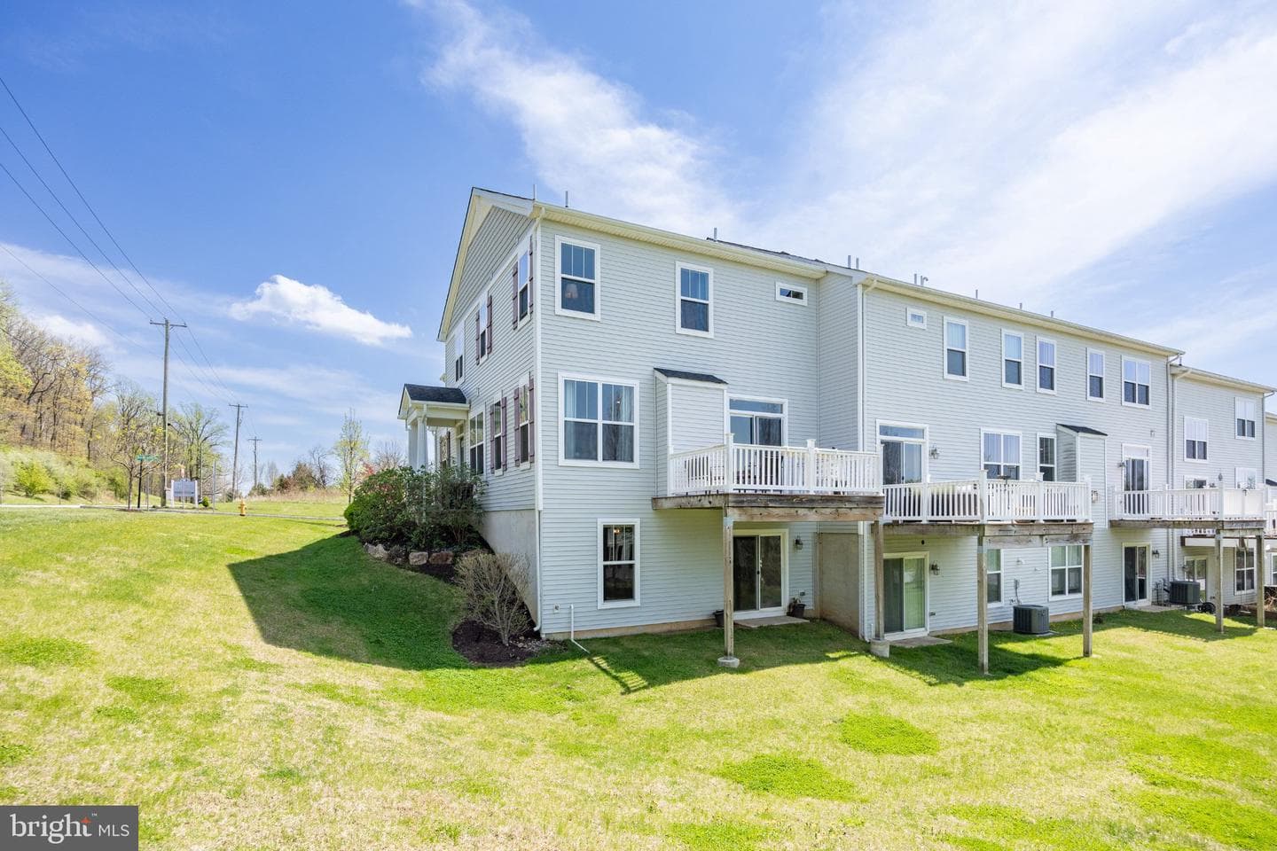 3402 Bergamont Way photo 9